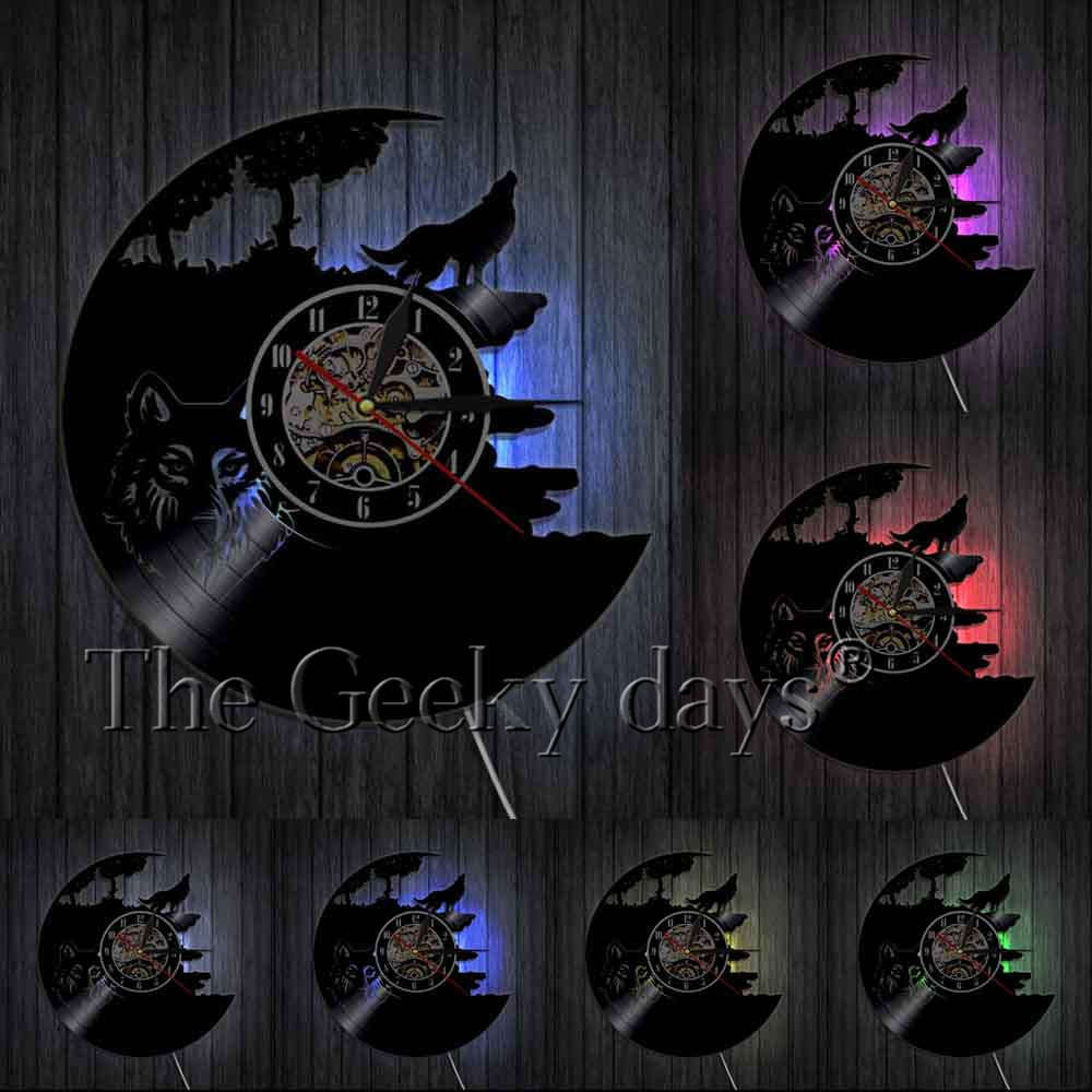 Howling Wolf Wall Clock