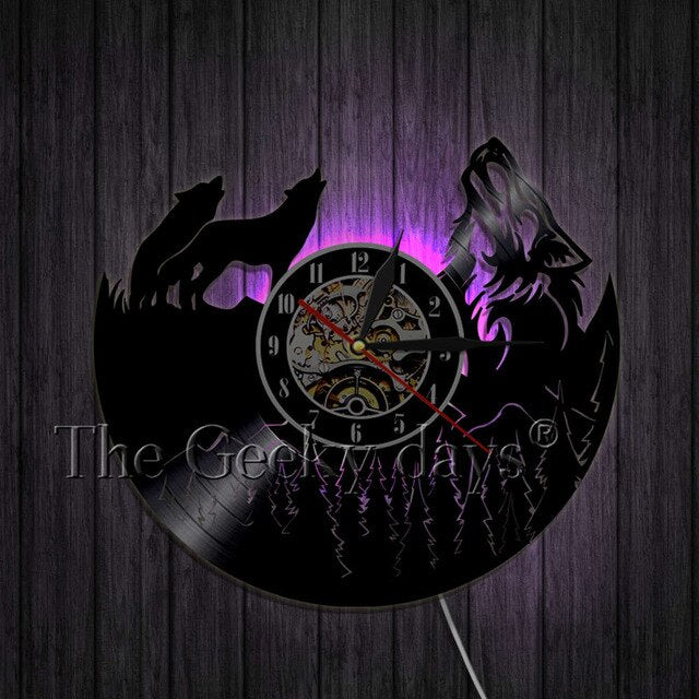 Howling Wolf Wall Clock