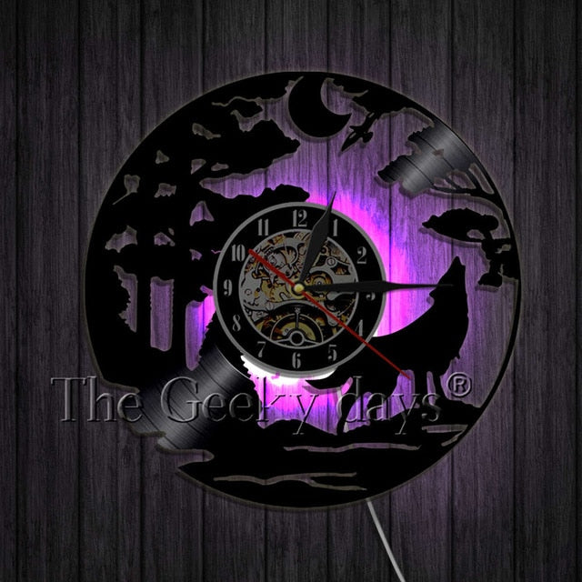 Howling Wolf Wall Clock