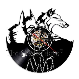 Howling Wolf Wall Clock